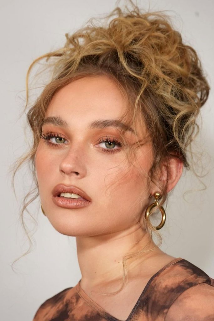 Blonde Bun For Long Curly Hairstyles