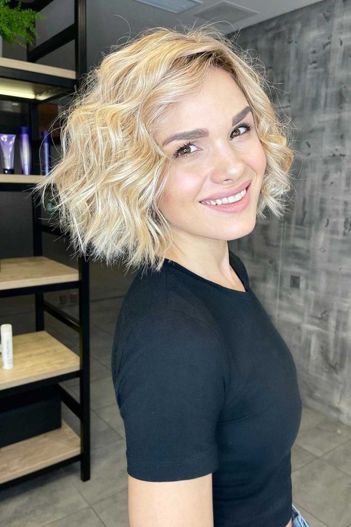 Layered Asymmetrical Bob #asymmetricalbob #bobhairstyles