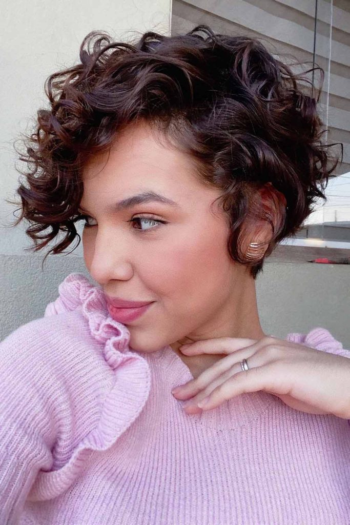 Side-Swept Curly Asymmetrical Bob #asymmetricalbob #bobhairstyles