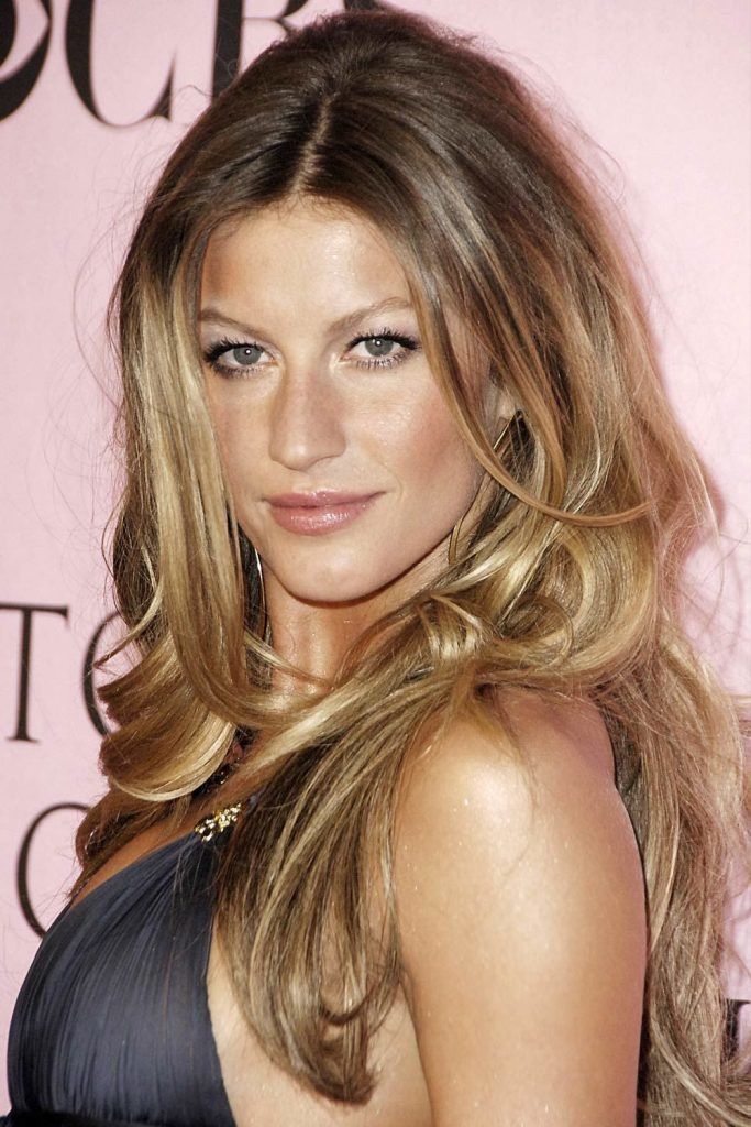 balayage-hair-brown-caramel-tones-Gisele-B&uuml;ndchen