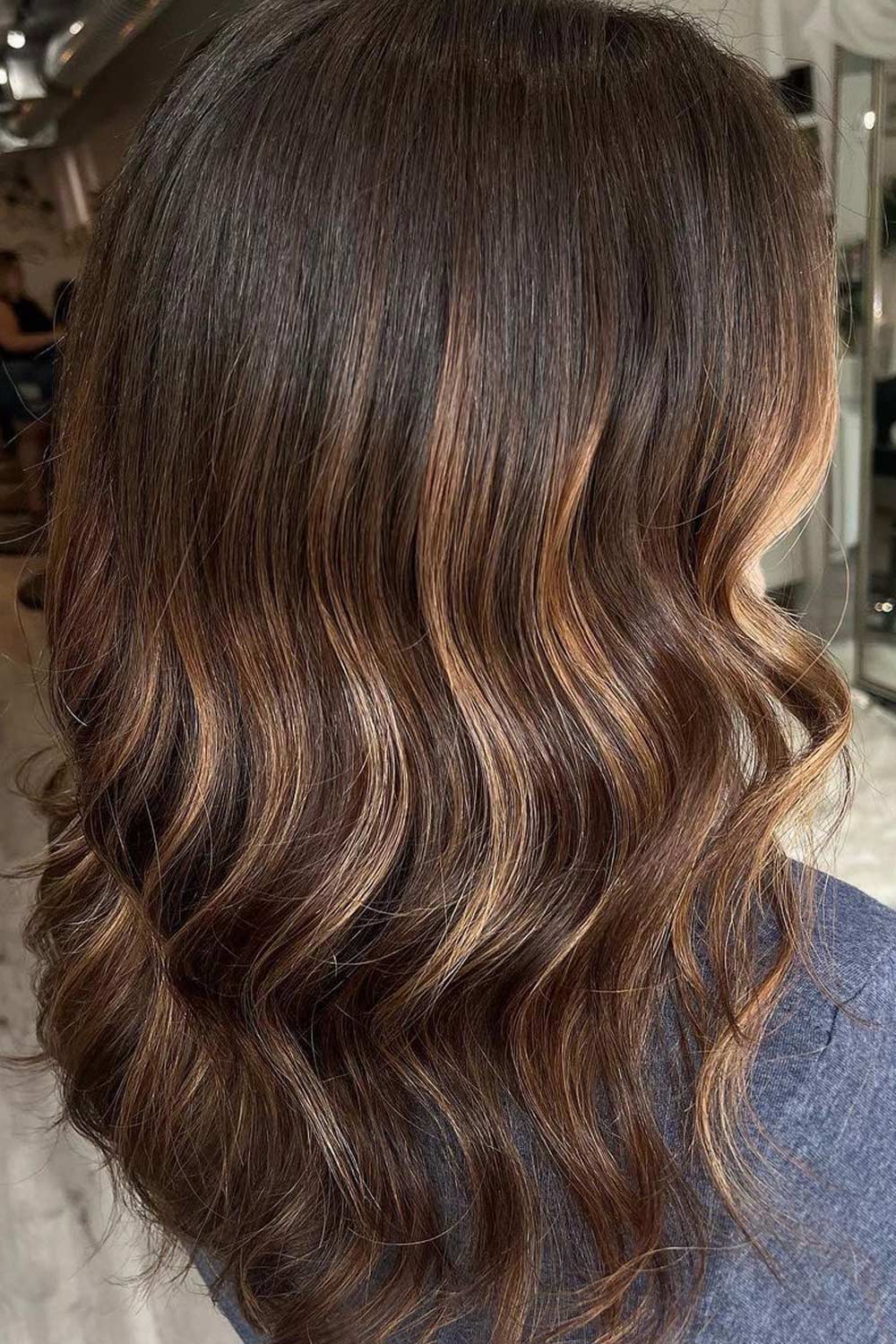Cinnamon Wavy BalayageHairstyles for Medium Hair