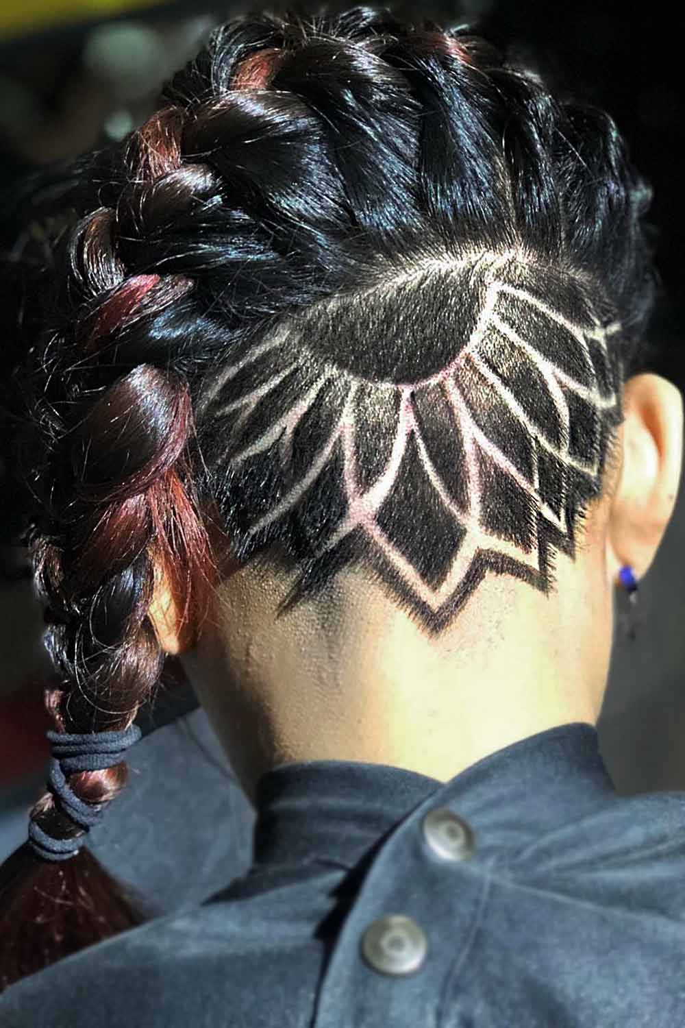 Lotus Hairstyle Undercut #undercuthairstyles #undercutwomen