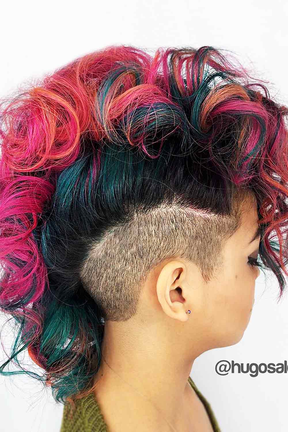 Undercut Style with Mohawk #undercuthairstyles #undercutwomen