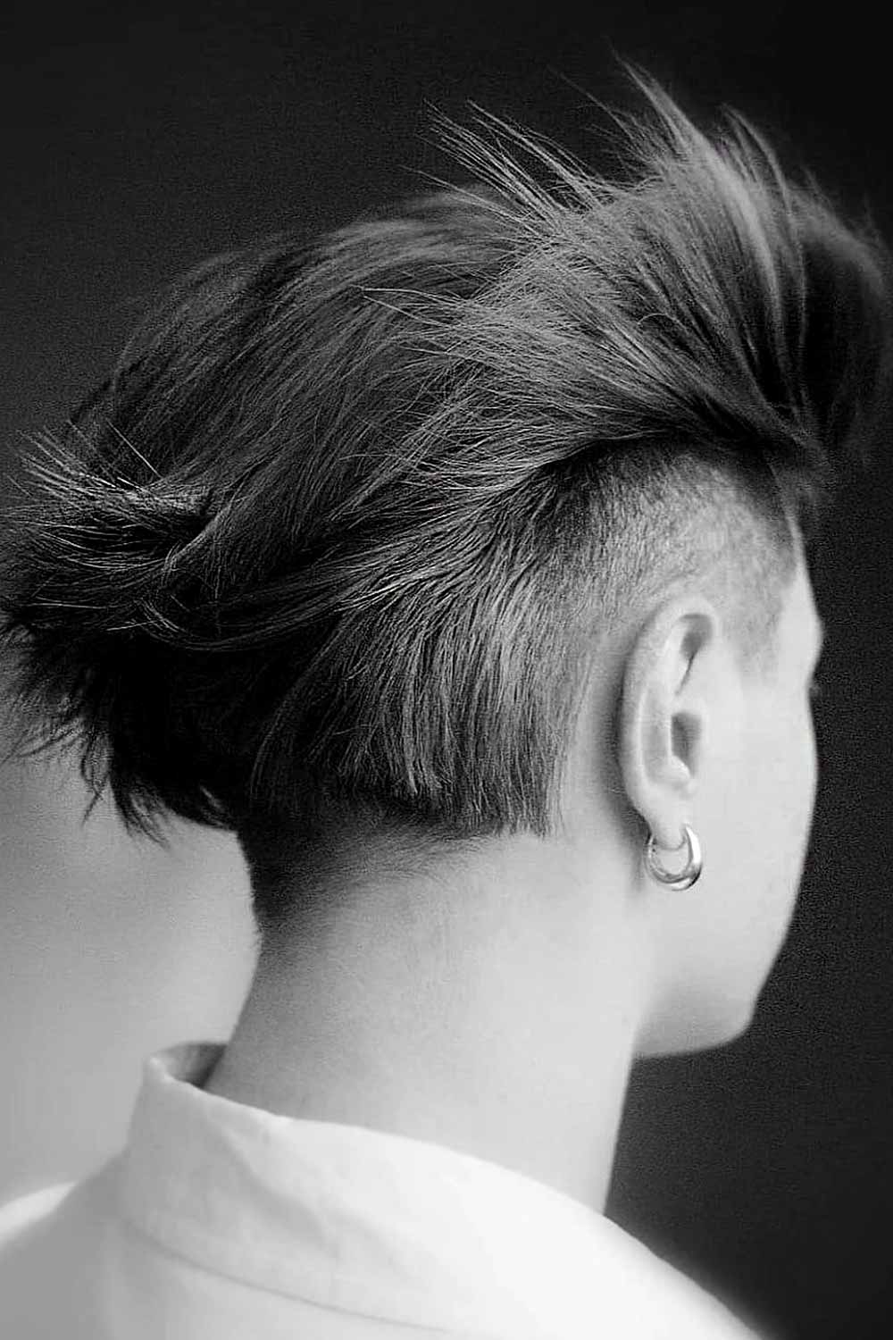 Disconnected Undercut Hairstyle #undercuthairstyles #undercutwomen