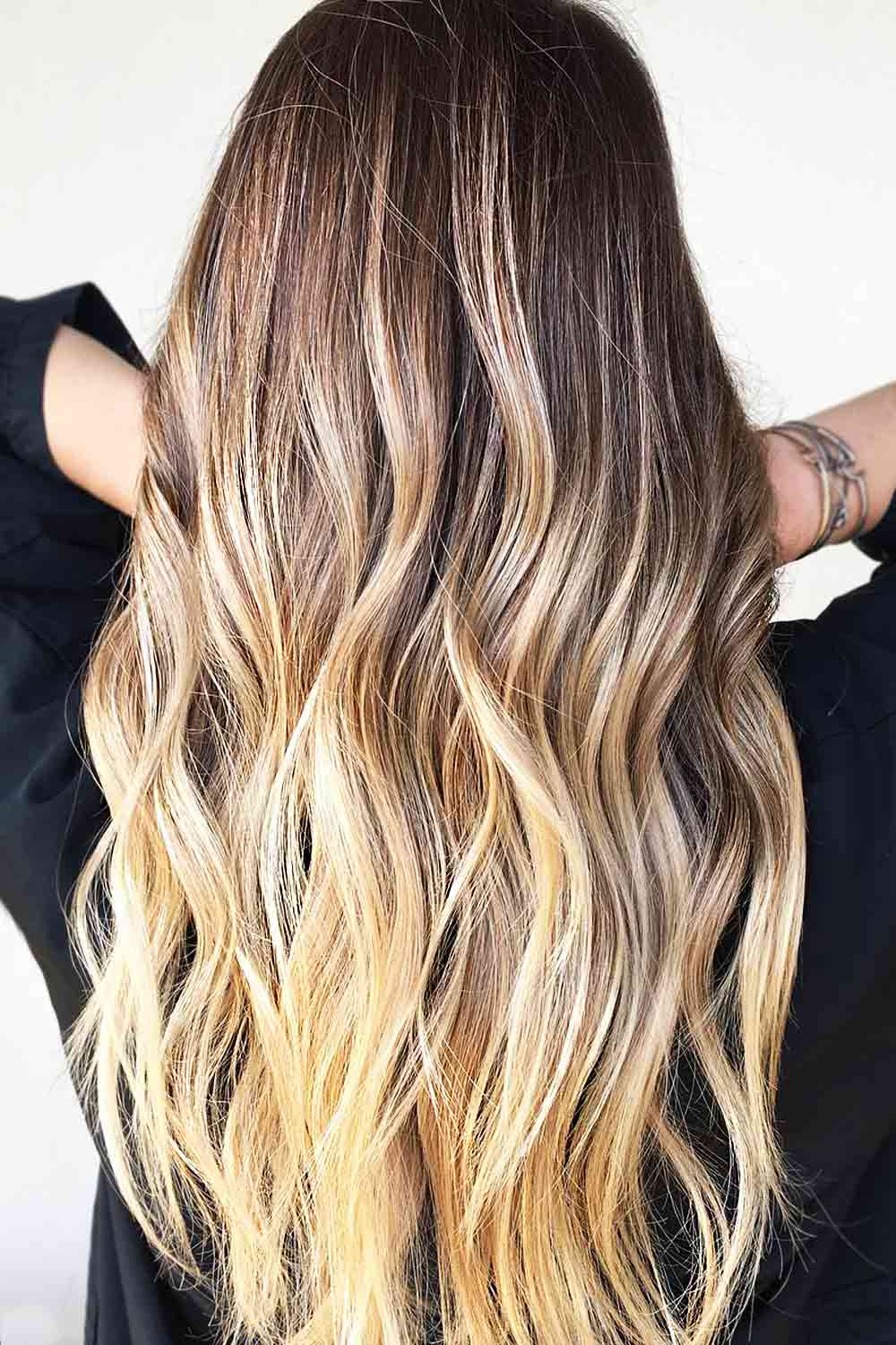 Natural-Looking Balayage Hairstyle #blondebalayage #blondehair #balayagehair