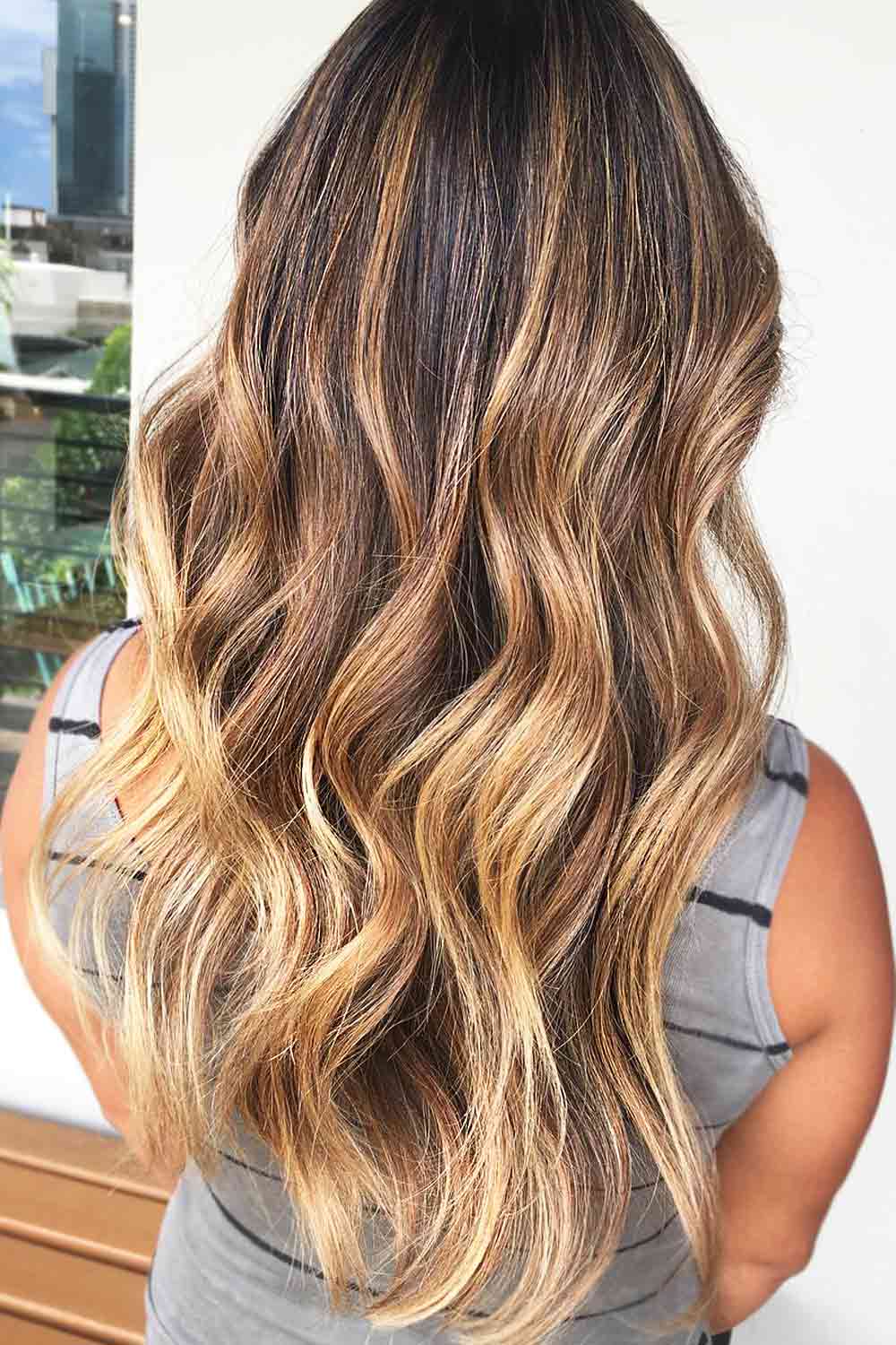 Light Brown To Blonde Balayage Hair #blondebalayage #blondehair #balayagehair