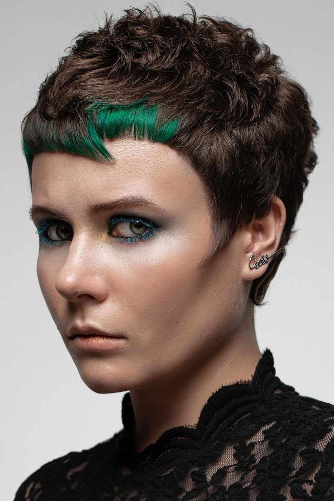 Peek-a-Boo Highlights on Brown Hair #brownhighlights #brownhair #highlights