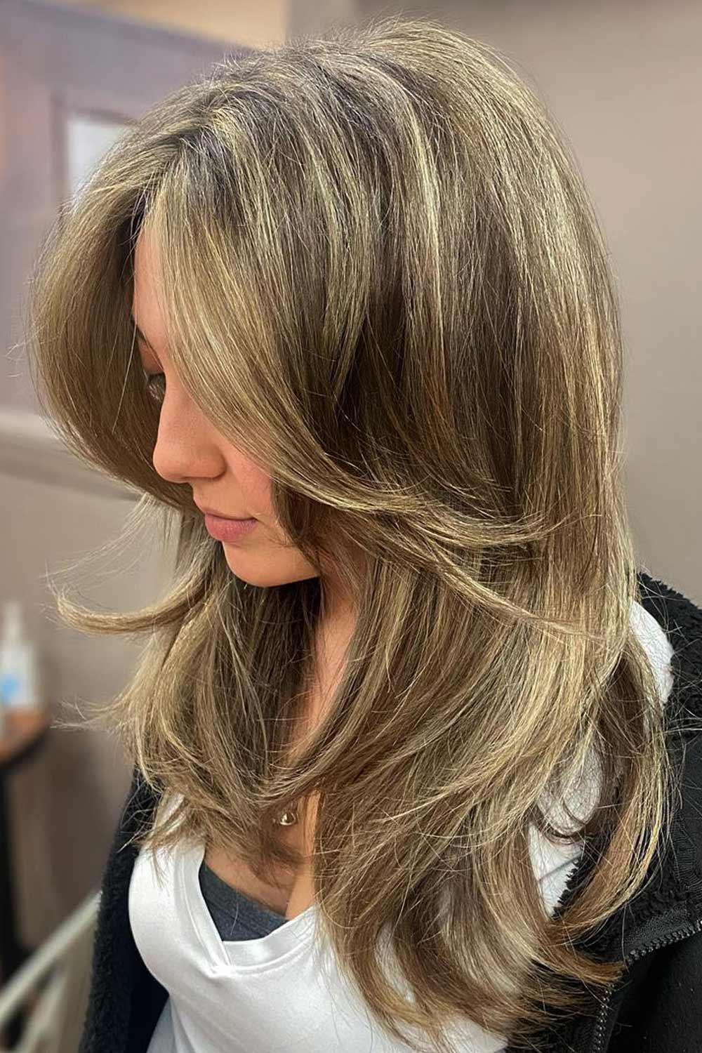 Wondering how to style butterfly haircut? There are a whole lot of fun ways to do so!