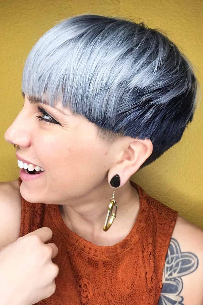Bowl Cut #shortgreyhair #shorthairstyles #greyhairstyles