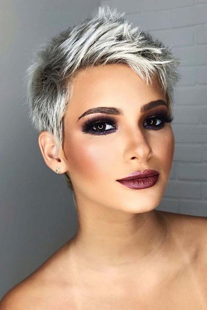 Spiky Pixie Short Hairstyles #shortgreyhair #shorthairstyles #greyhairstyles