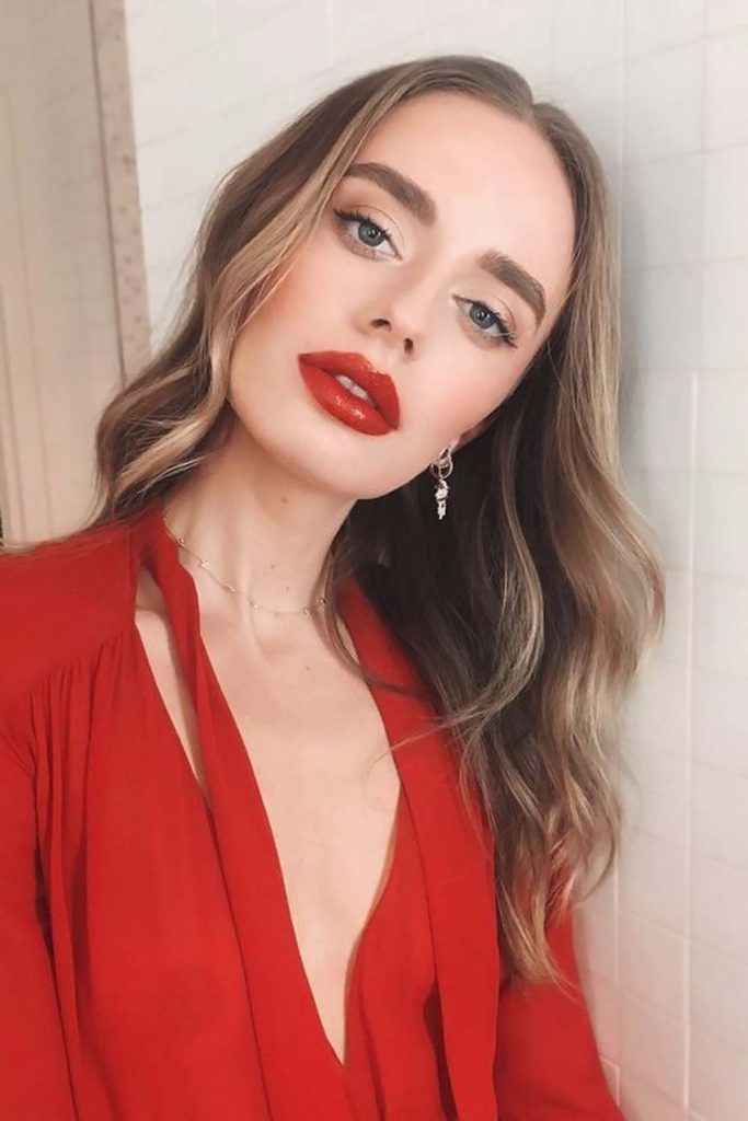 Long, Lavish Layered Haircuts For Square Faces #haircutsforsquarefaces