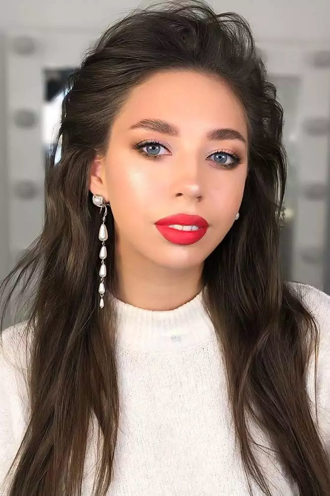 Brushed Back Messy Styling 