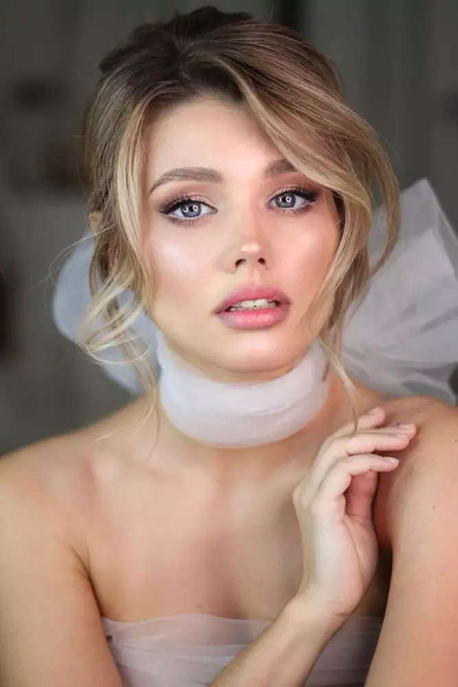 Updo With Side Parted Long Bangs 