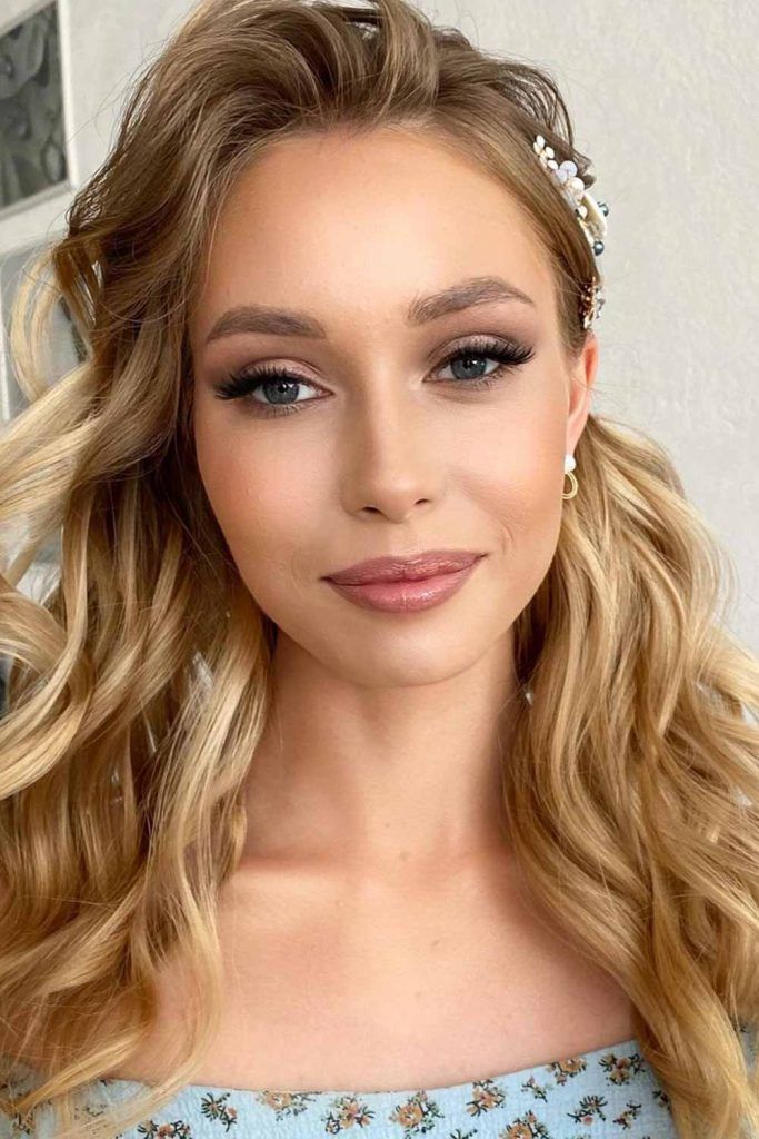 Side Swept Curly Hairstyle