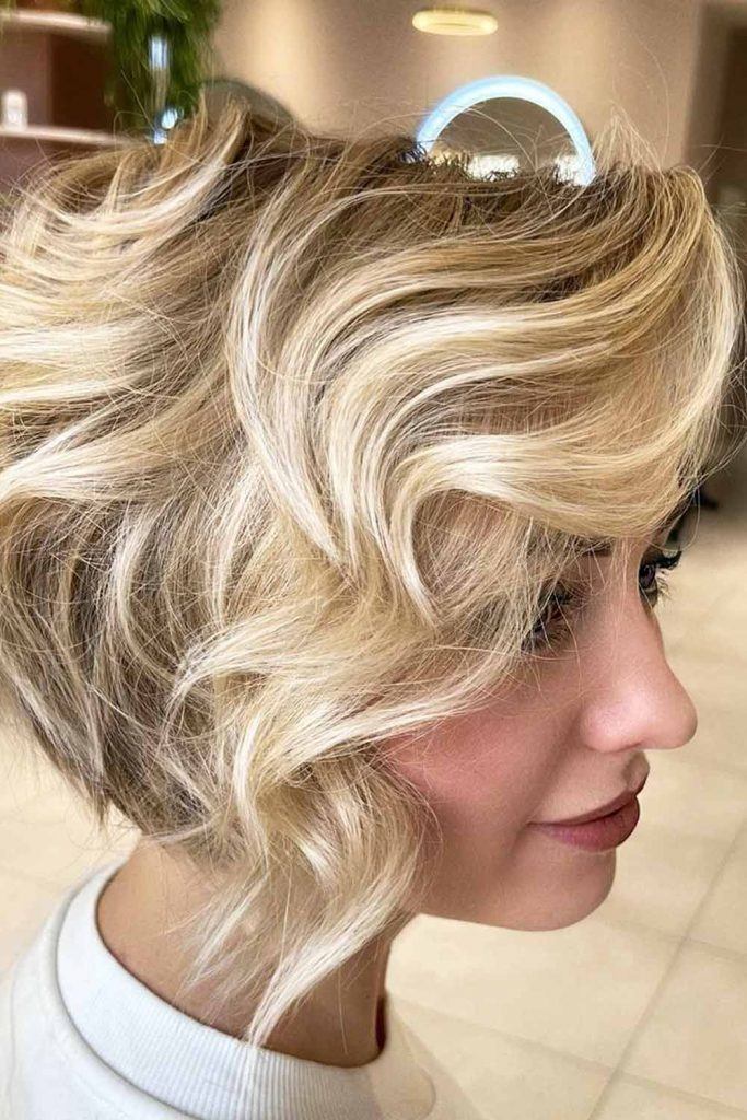 Sexy Stacked Layered Hair #layeredhaircuts #layeredhair #haircuts