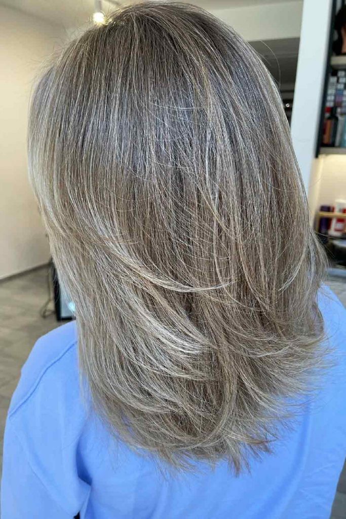 Flipped Ends #mediumlayeredhair #mediumhair #layeredhair