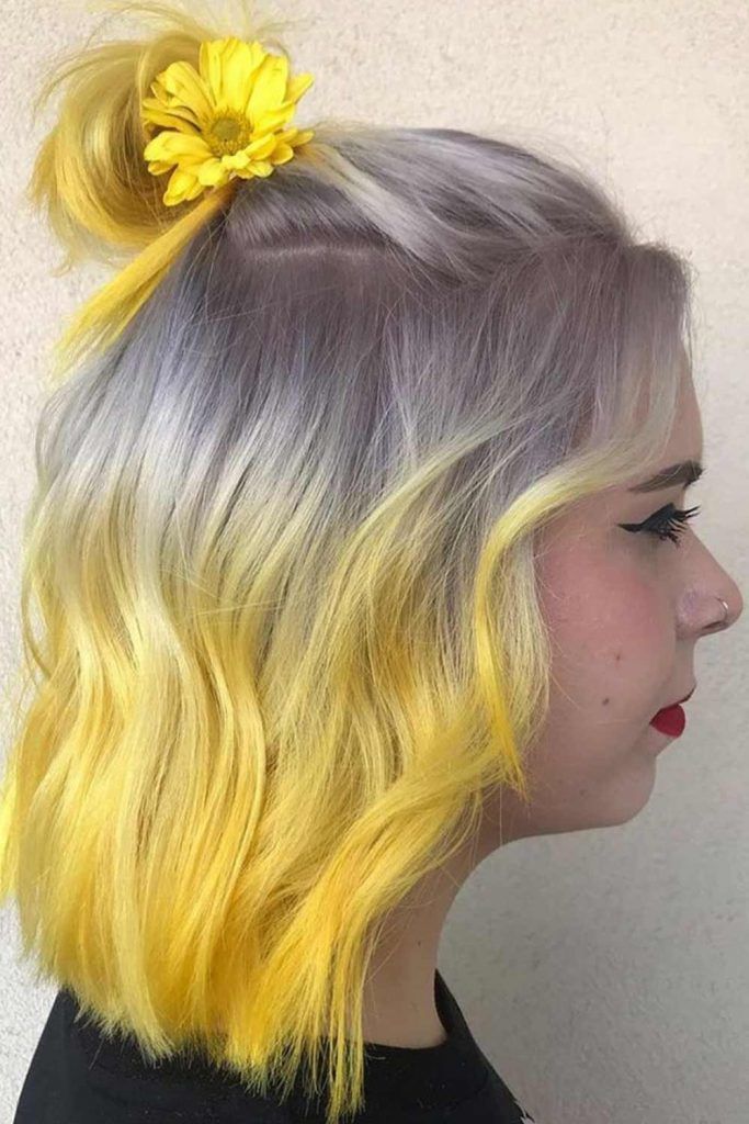 Wavy Half-Up With High Knot