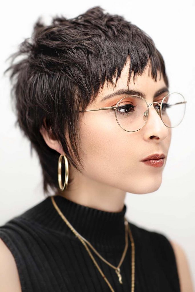 Short Straight Pixie With Asymmetrical Bangs #pixiecut #shorthaircut
