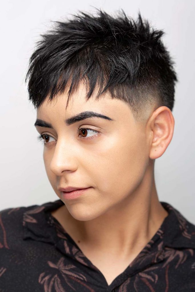 Short Straight Pixie With Bangs #pixiecut #shorthaircut