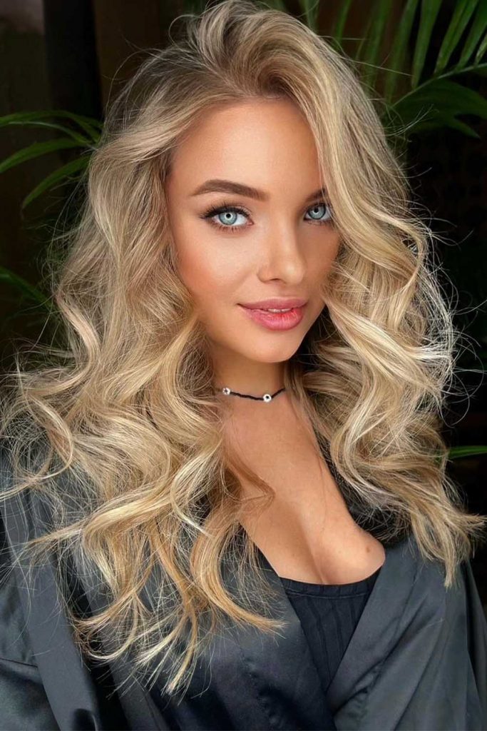 Platinum Blonde Highlights Waves