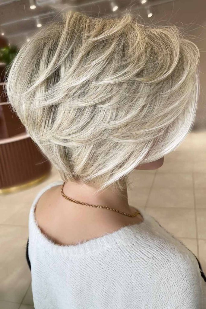 Short Feathered Bob #shortbobhairstyles #shortbob #bob