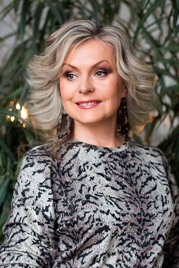 Gorgeous Hair Color Ideas For Older Ladies #bobhaircuts #balayage