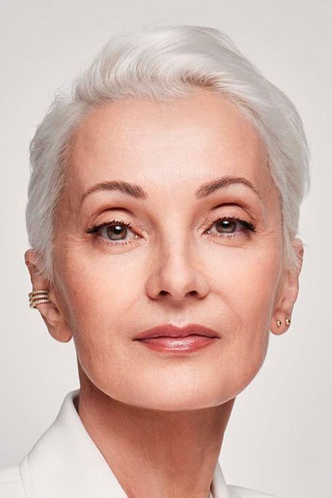 Simple Swept Back Styling