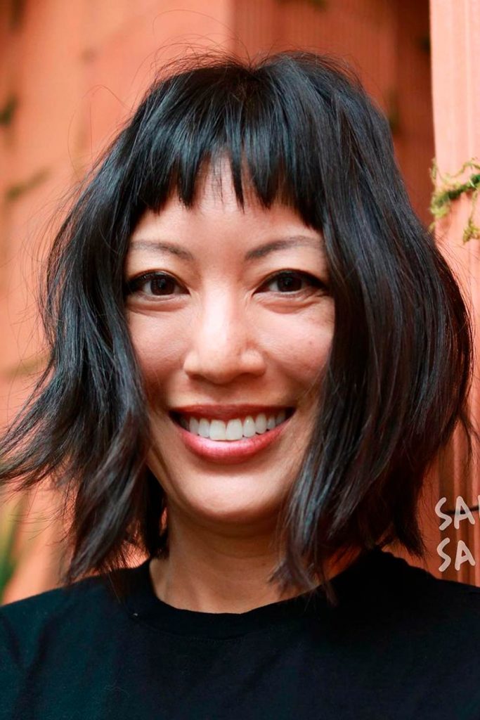 Shaggy Brunette Hairstyles With Bangs