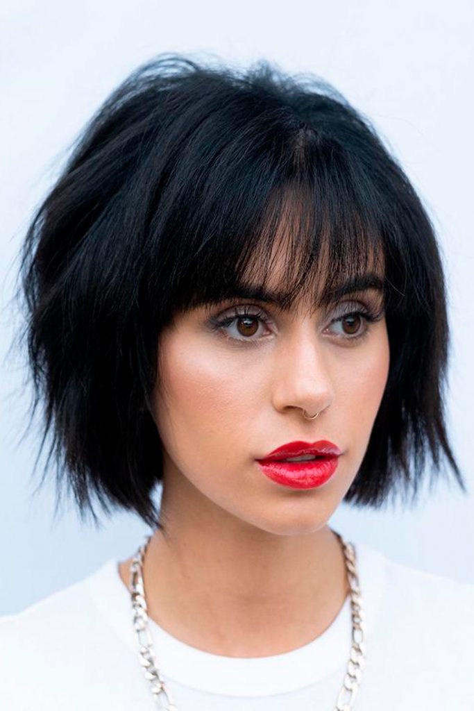 Shaggy Brunette Hairstyles With Bangs