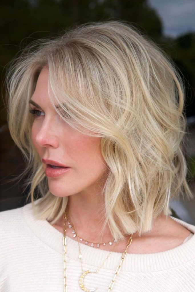 Classic Shoulder-Length Cut With Bangs