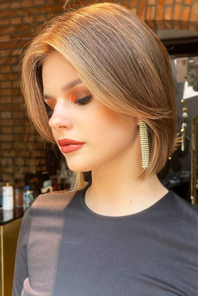 Face-Framing Layered Hairstyles #stackedbob #bobhaircut #bobhairstyles