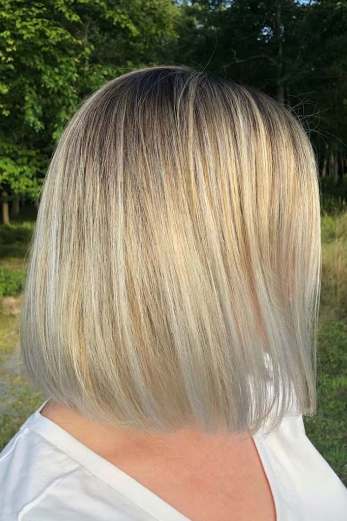 Sleek And Glossy Bob Light