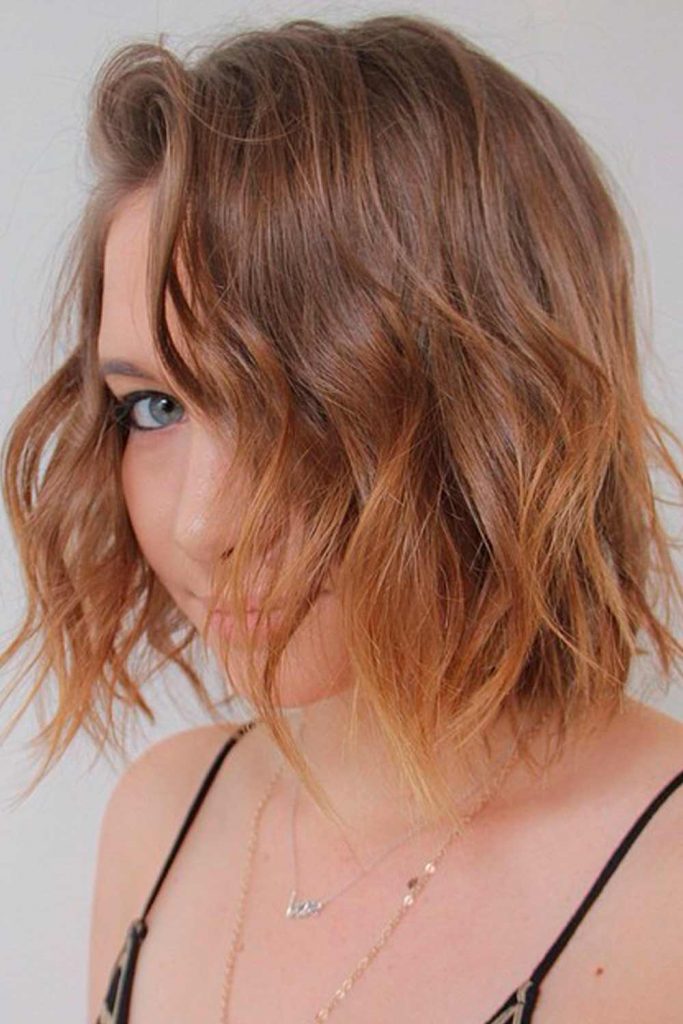 Short Messy Wavy Layered Hair Side Parted Bob Cut Rocker Chic Bob