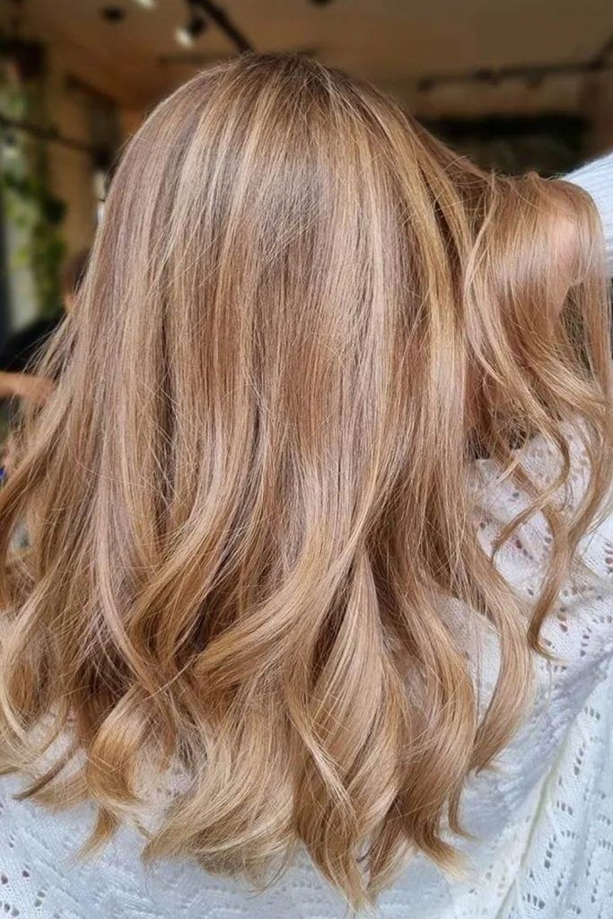 Hot Summer Hair Trends 2022: Beach Bronde Hot Summer Hair Trends 2022: Beach Bronde