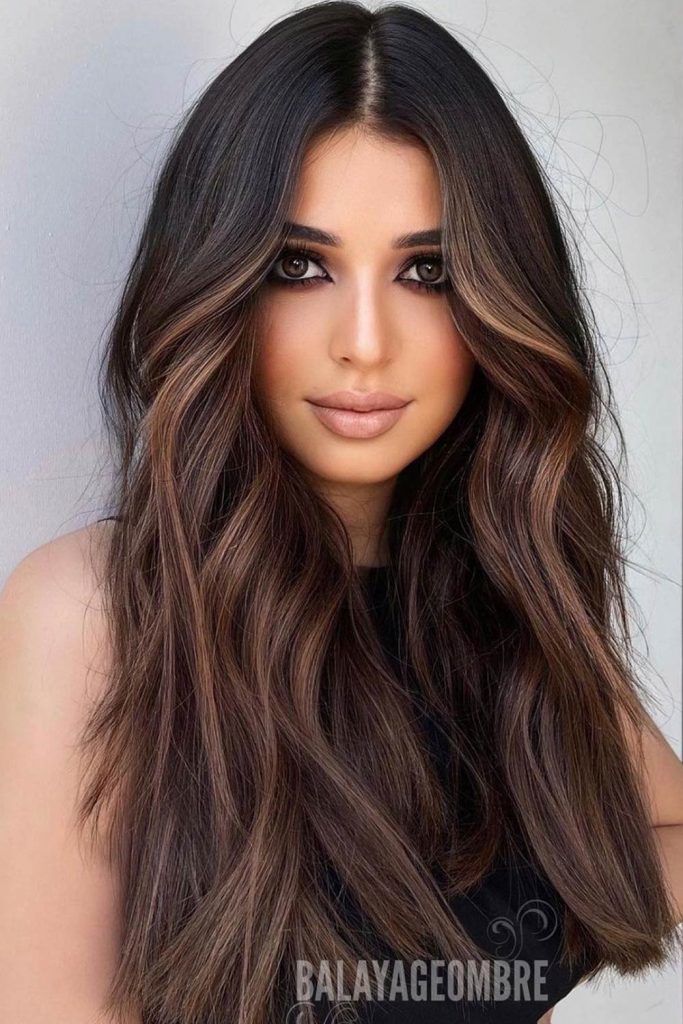 Hot Summer Hair Trends 2022: Dark Shades Of Expensive Brunette Hot Summer Hair Trends 2022: Dark Shades Of Expensive Brunette