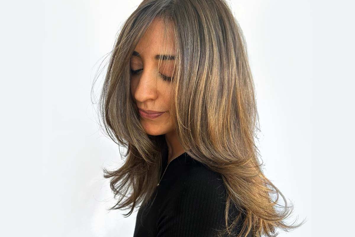 35 Butterfly Haircut - The Different Ways To Style This Popular TikTok Hairstyle