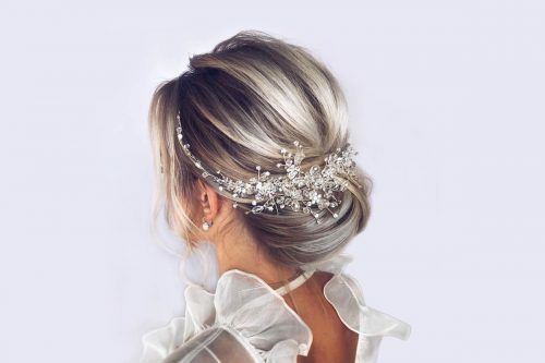 Chignon Bun Hairstyles To Get A Stylish Look