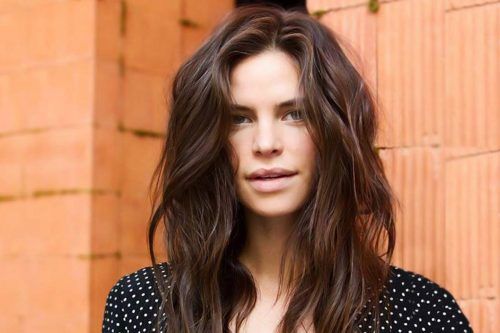 What Haircut Is The Best For Square Faces? (Must-Know Tips & Ideas)