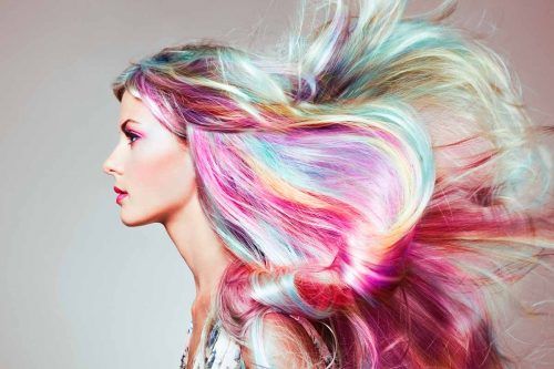 Discover The Chatoyant Dimension Of Holographic Hair - A Mixture of Irresistible Trends Of Now