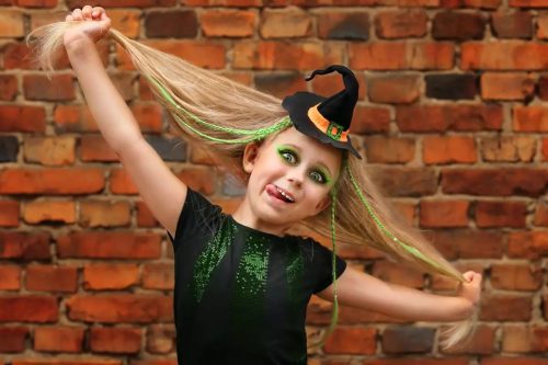 Cool Halloween Hairstyles for Girls