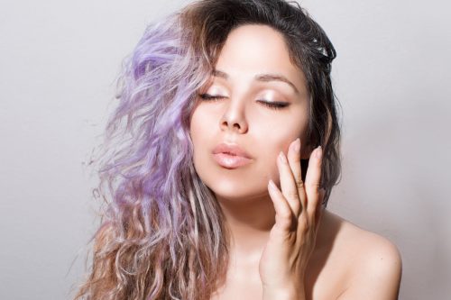 Try Geode Hair Color Styles – New Trend In The World Of Dyeing