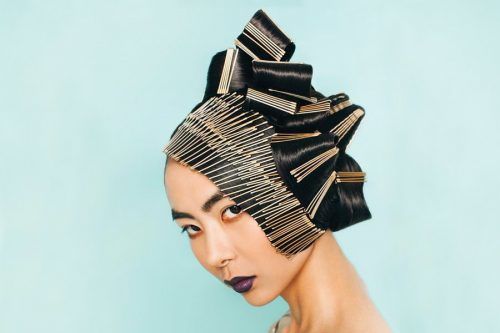 Gorgeous Ways to Wear a Bobby Pin