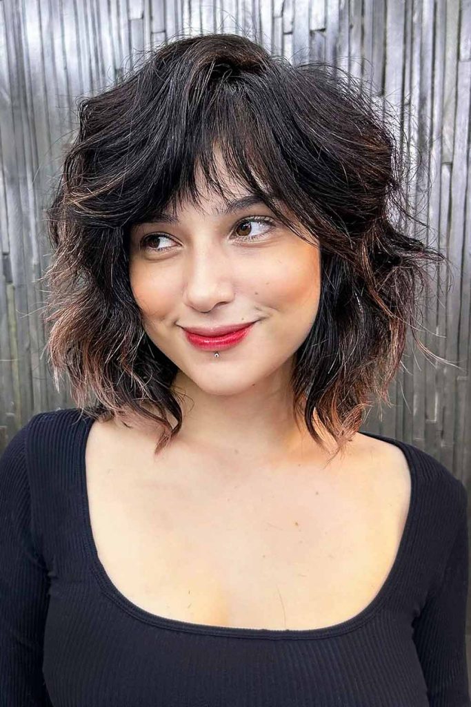 Wavy Layered Bob 